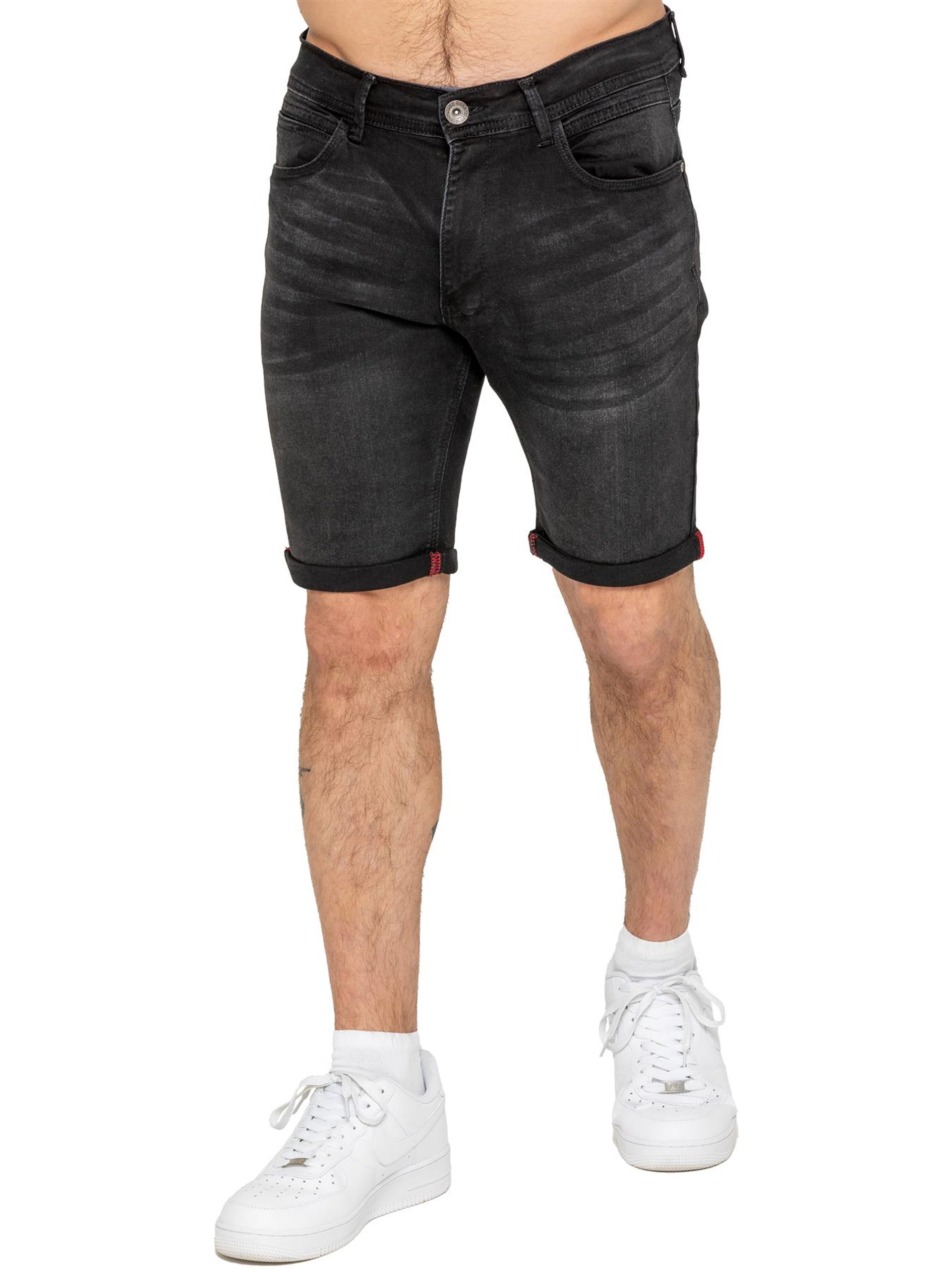 Zwart