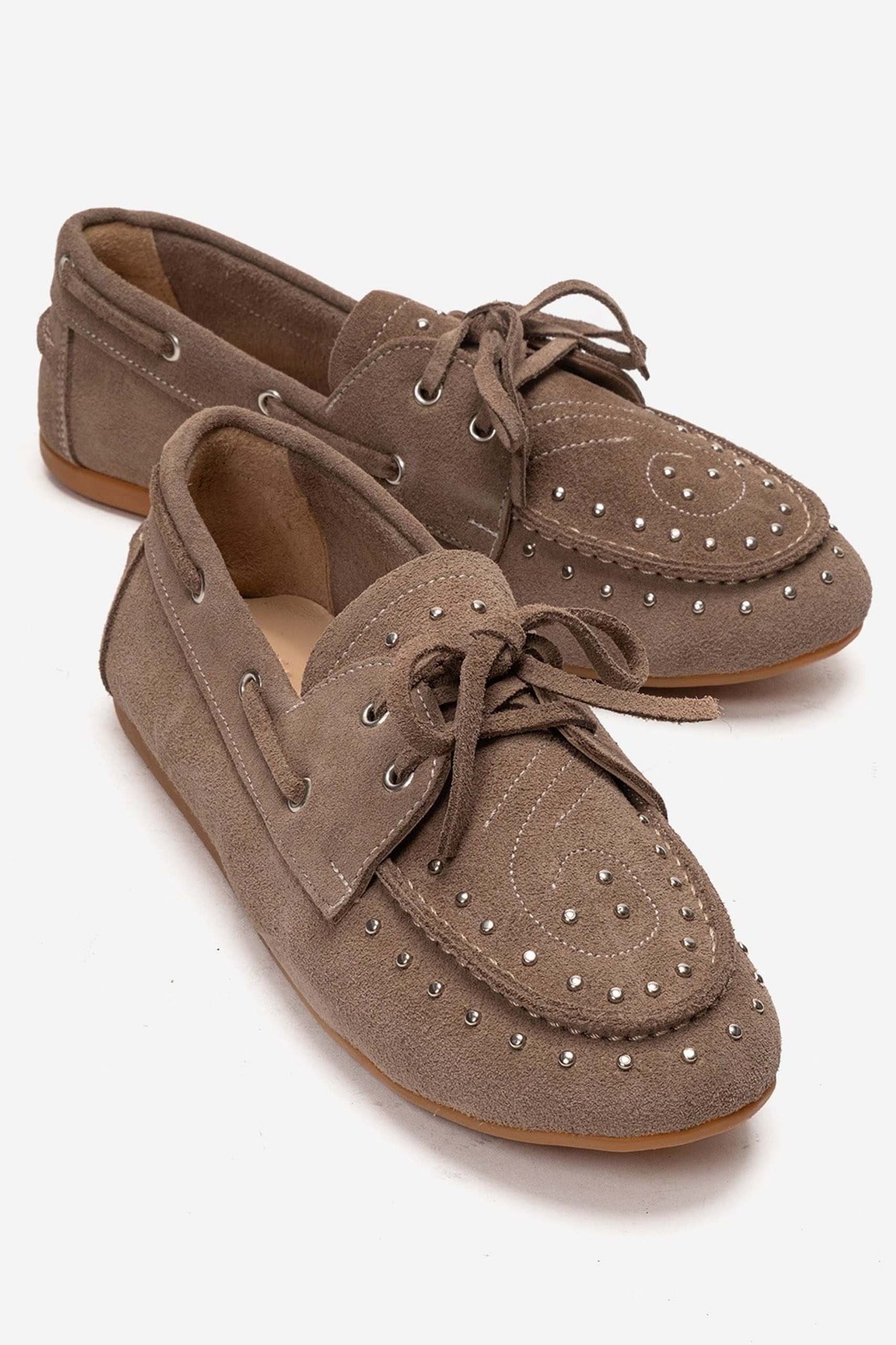 Taupe