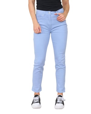 M&Co Dames jeans met hoge taille en taps toelopende rechte pijpen in hemelsblauw