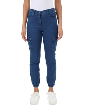 Damesjeans met elastische taille en zelfboeien in blauw