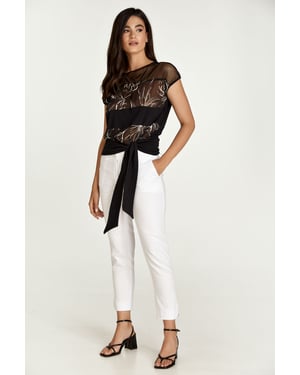 Zwarte top met bloemenprint en stropdassen
