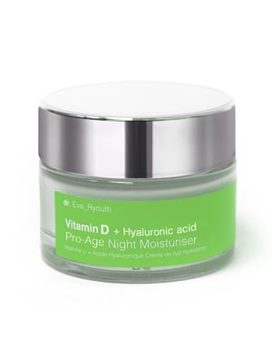 Vitamine D + Hyaluronzuur Pro-Age Nachtcrème 50ml