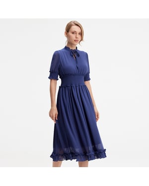 Chiffon -jurk met korrels en kleine ruches