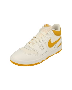 Nike Attack Qs Sp Gele Details Witte Sneakers