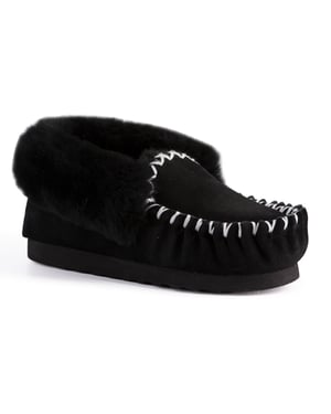 Aus Wooli "Waterloo" Australia Hand Stitched Womens Sheepskin Moccasin, Zwart