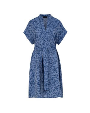 Blauwe jurk met bloemenprint en zijsplitten