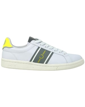Fred Perry B9280 134 B721 lederen witte sneakers