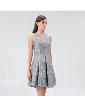 Fit-and-Flare Silver Jacquard-jurk