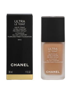 Chanel Ultra Le Teint Flawless Finish Fluid Foundation30 ml.