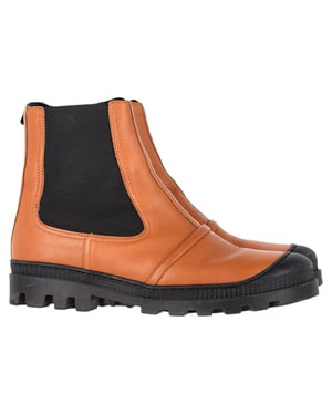Loewe Chelsea Boots in Tan Leer