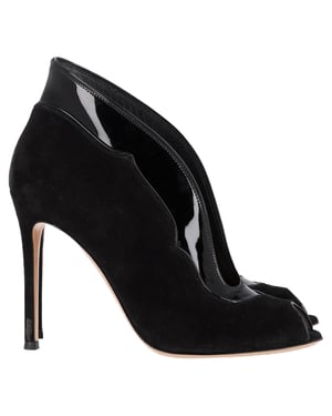 Gianvito Rossi Vamp Peep-Toe Enkellaarsjes in Zwarte Suède en Leer