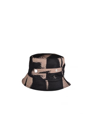 Alexander McQueen Bob Naakt