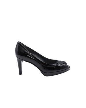 Stuart Weitzman x Russel Bromley Peep-Toe Pumps in Zwart Glanzend Leer