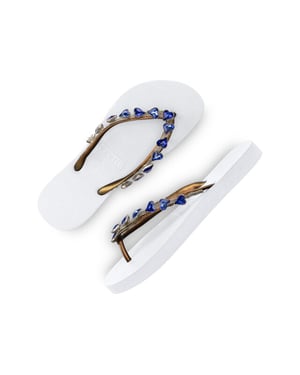 Hartvormige blauwe teenslippers wit