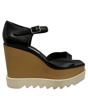 Stella McCartney Platform Elyse Wedge Sandalen in Zwart Leer