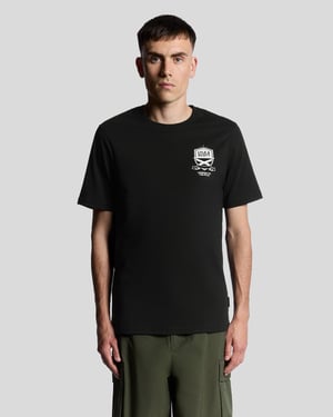Lyle & Scott Legends Op Het Veld Graphic T-shirt - Zwart