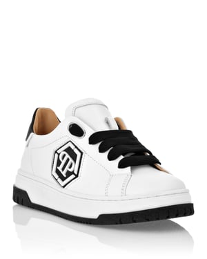 Leather Lo-Top Sneakers Hexagon