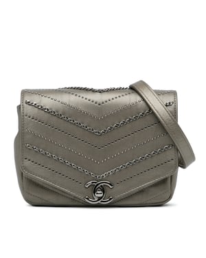 Chanel Schoudertas met Metalen Kettingsluiting