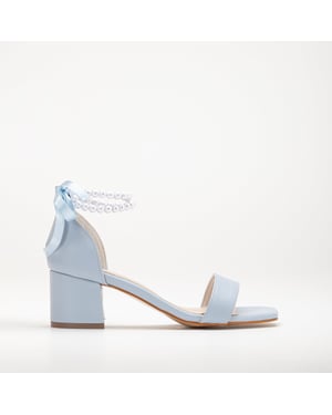 Illy Laag Block Hak Sandalen with Pearls
