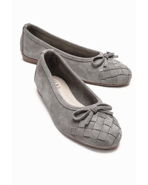 Nopos Leren Cap Toe Ballerina