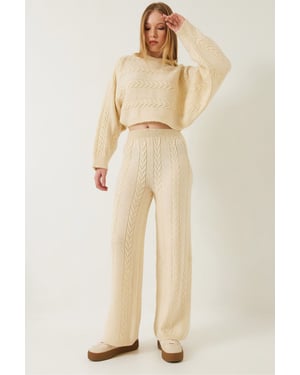Textured Knitwear Cropped Sweater en Brede Pantalon Co-Ord Set