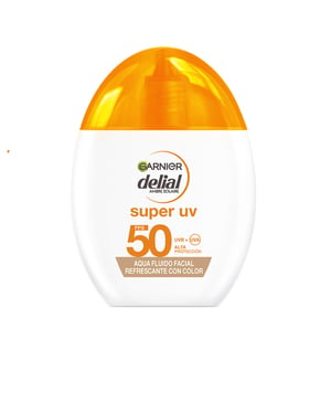 Delial Super Uv Aqua Verfrissende Gezichtsreiniger Met Kleur Spf50 40 ml
