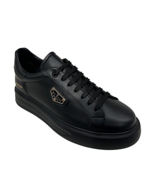 Lo-Top Sneakers Titan