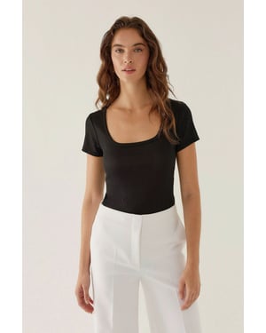Vierkante Halse Bodysuit