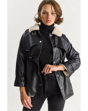 Faux leren jas met nepbontdetail
