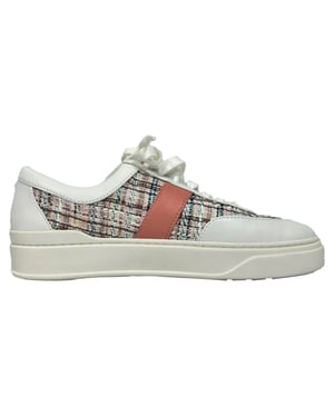Stuart Weitzman Tweed Accent Sneakers in Multicolor Leer