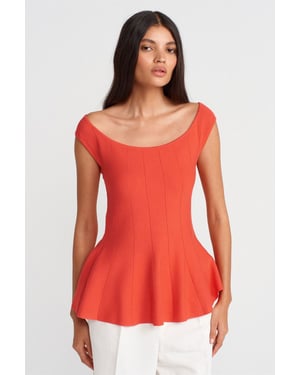 Getailleerde Geribde Peplum Blouse