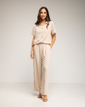Set van overhemd con korte mouwen en elastische broek met zakken