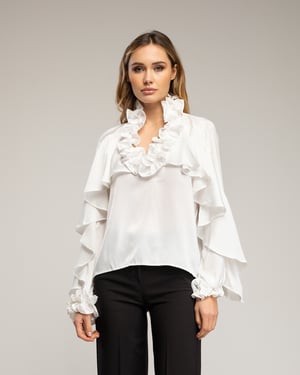 Blouse met print, ajoursteek op de borst, een kraag met ruches en batist-details