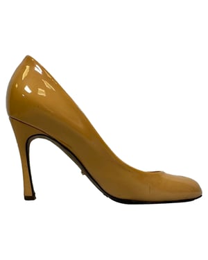 Sergio Rossi Pumps in Beige Patentrein