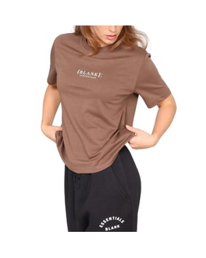 Blank Essentials Dames-T-shirt met logo uit de Essentials-collectie in boyfriend-stijl (Chocolade)