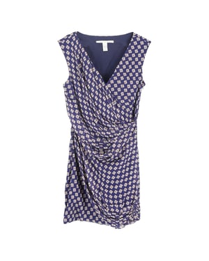 Diane Von Furstenberg Francia jurk met sterrenprint en ruches in marineblauwe zijde