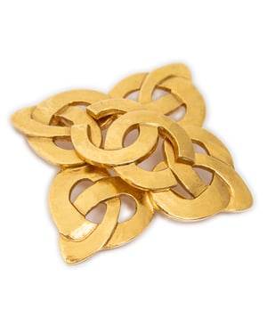CC Quatrefoil Knot Brooch Pin   Broche