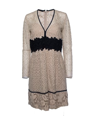 Burberry, SS16 Cocktail midi-jurk in beige kant