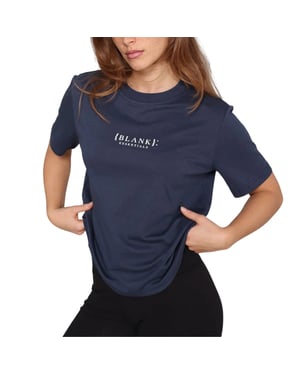 Blank Essentials Dames-T-shirt met logo uit de Essentials-collectie in boyfriend-stijl (Marine)