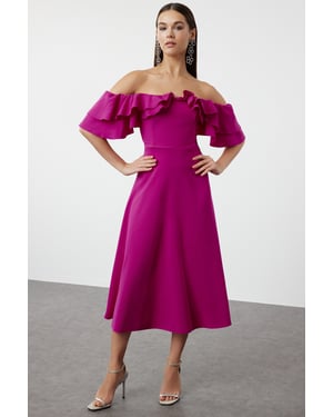Roze, rechte, korte midi-jurk voor dames, geschikt voor afstuderen of gala.
