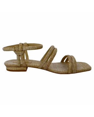 Cult Gaia platte sandalen met enkelbandje in beige raffia