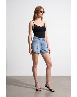 Hoogwaisted denim short met riem