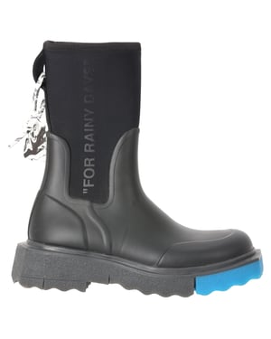 Off-White Sponge regenlaarzen van zwart rubber.
