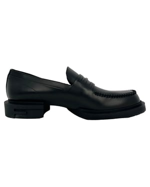 Fendi Frame Slip-On Loafers in zwart kalfsleer