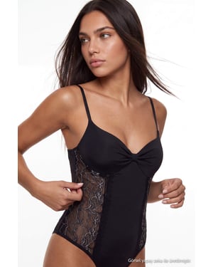 TRENDYOLMİLLA Dames Zwart Effen Mouwloos Regular fit Bodys