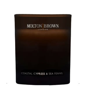 Molton Brown geurkaars met de geur van kustcipres en zeevenkel (190 g)