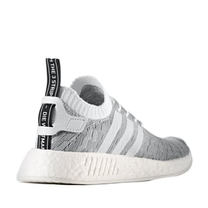 Adidas NMD_R2 Primeknit Vrouwengrijs Hardlooptrainers