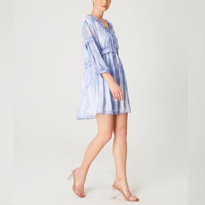 Korte trapeze chiffon jurk met abstracte print