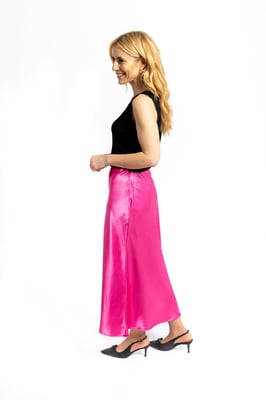 Roze satijnen rok