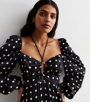 Polka Dot geplooide uitgesneden maxi-jurk